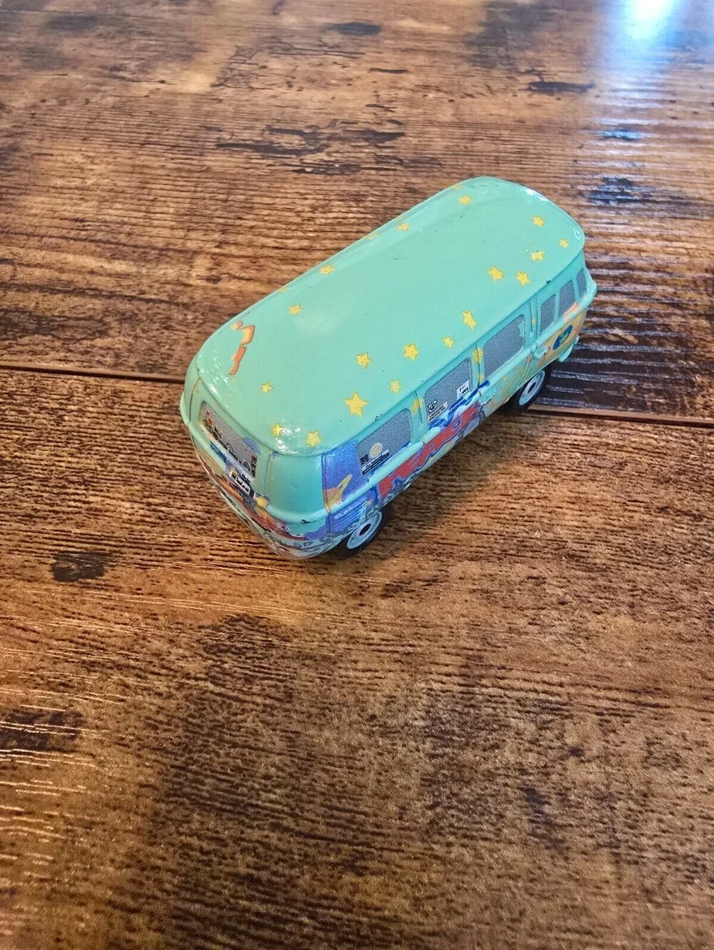 Disney Pixar Cars Fillmore Diecast 1:55